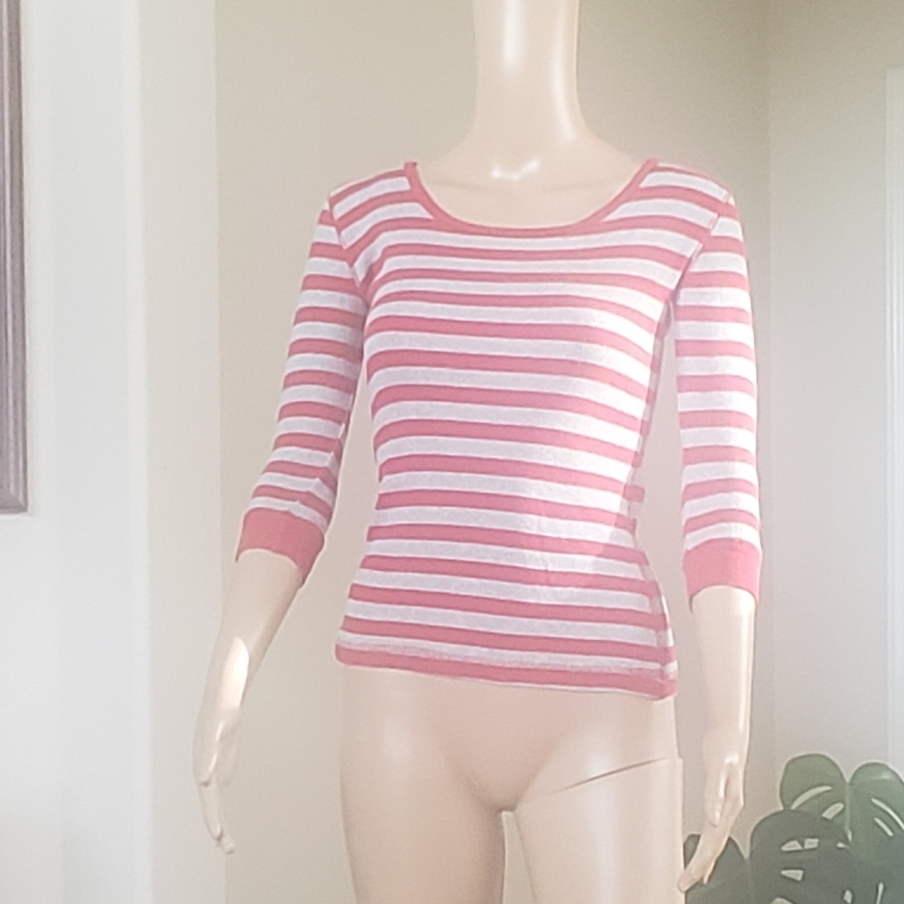 Wet seal s quarters leave scoopneck ribbed striped top